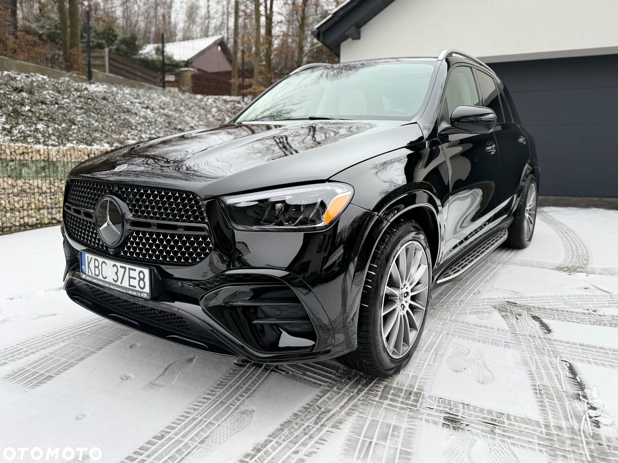 Mercedes-Benz GLE - 1