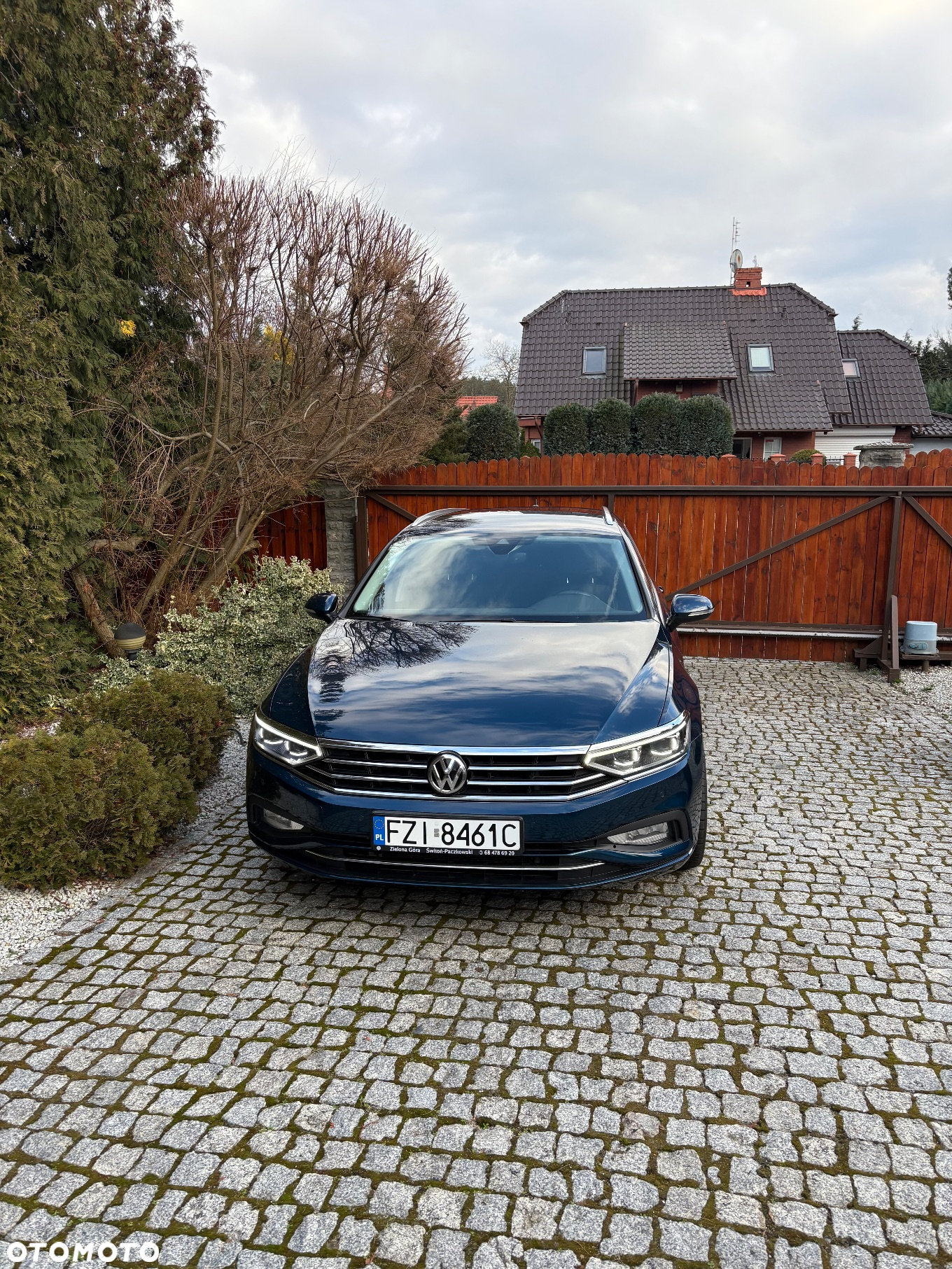 Volkswagen Passat 2.0 TDI (BlueMotion Technology) DSG Highline - 3