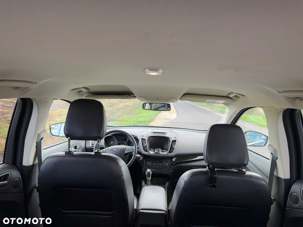 Ford Escape 2.0 EcoBoost AWD Titanium - 16