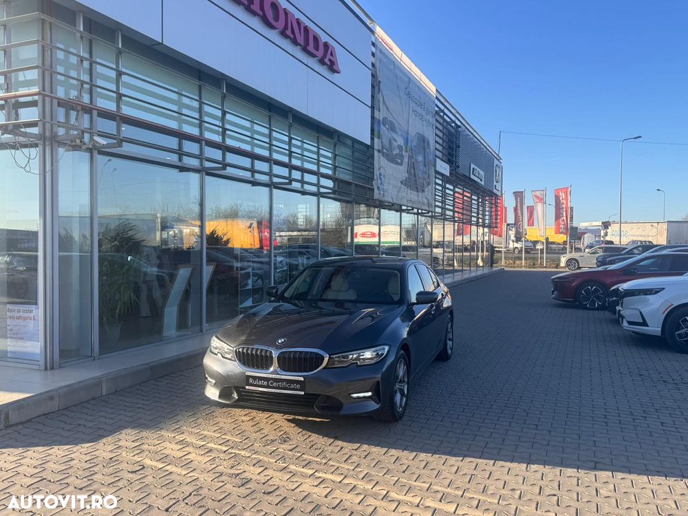 BMW Seria 3 320d xDrive AT Sport Line - 2