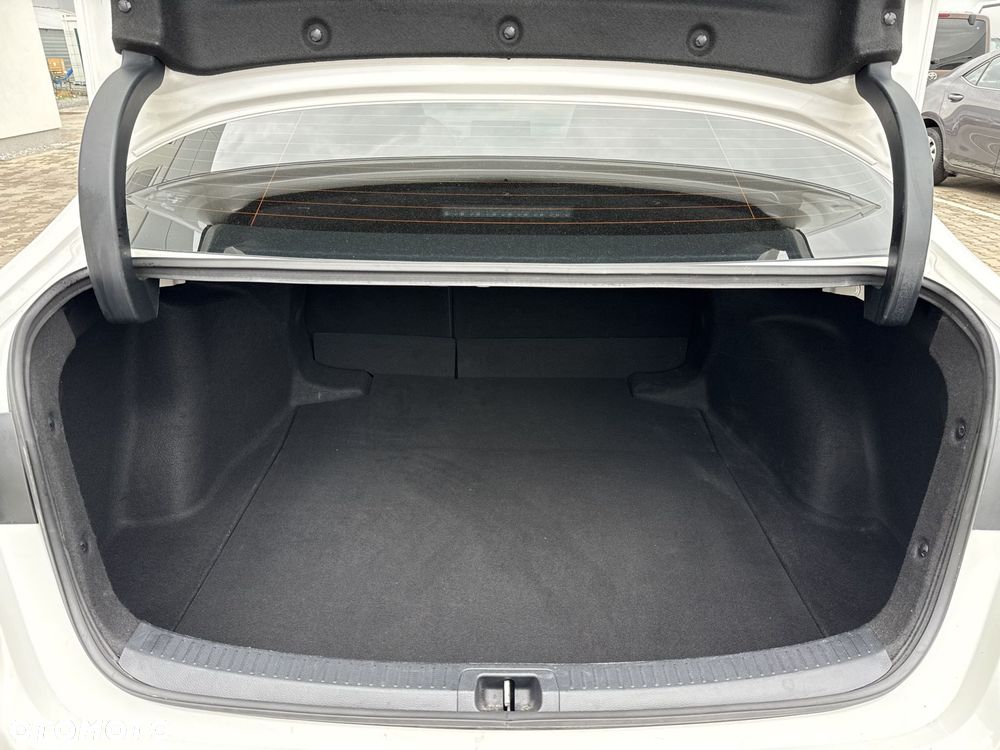 Toyota Corolla 1.8 Hybrid Comfort - 7