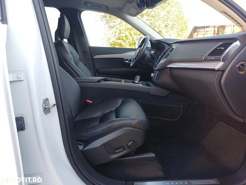 Volvo XC 90 B5 B AWD Geartronic Momentum - 23