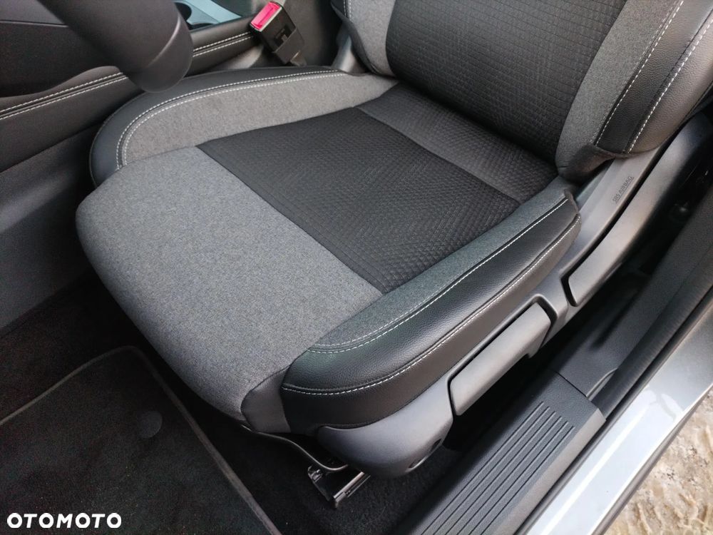 Nissan Qashqai 1.3 DIG-T MHEV N-Connecta Xtronic - 12