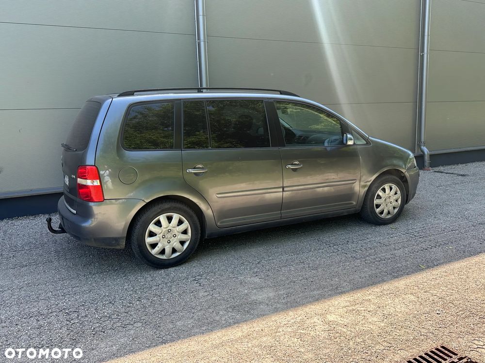 Volkswagen Touran 1.9 TDI - 2