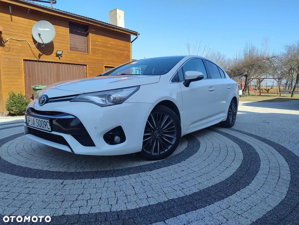 Toyota Avensis 2.0 D-4D Premium - 1