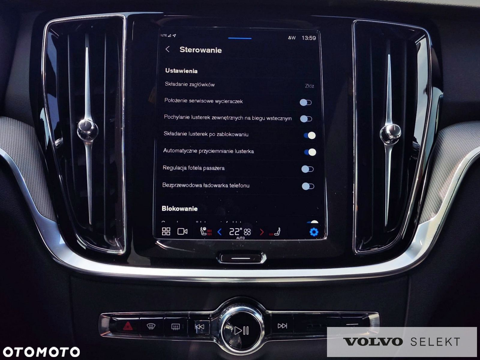 Volvo V60 Cross Country - 25