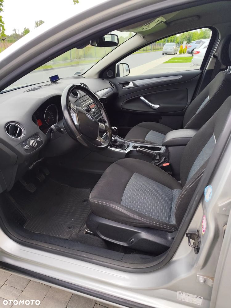 Ford Mondeo 1.6 T Titanium - 12