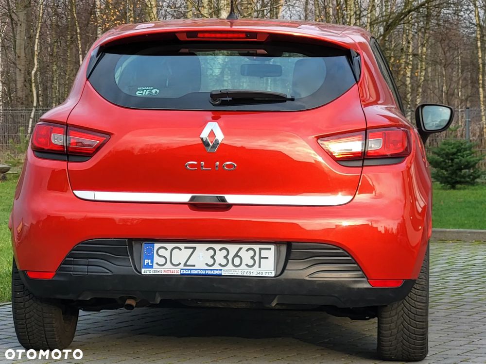 Renault Clio 1.2 16V 75 LIMITED - 7