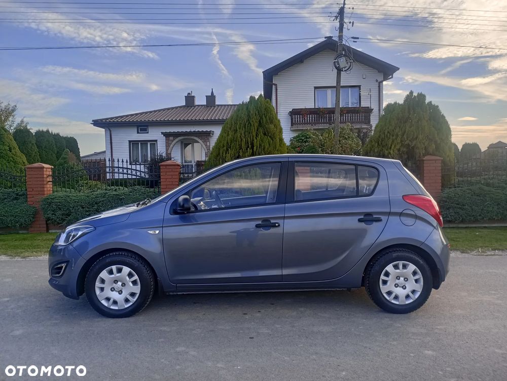 Hyundai i20 - 16