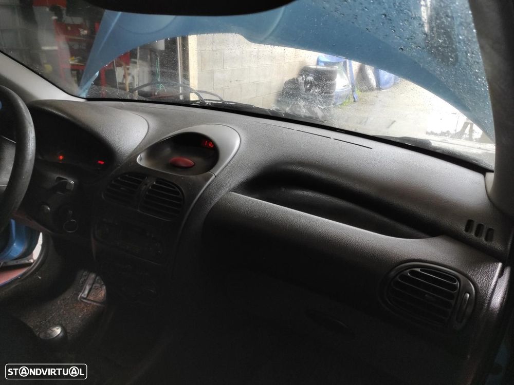 TABLIER PEUGEOT 206 - 1