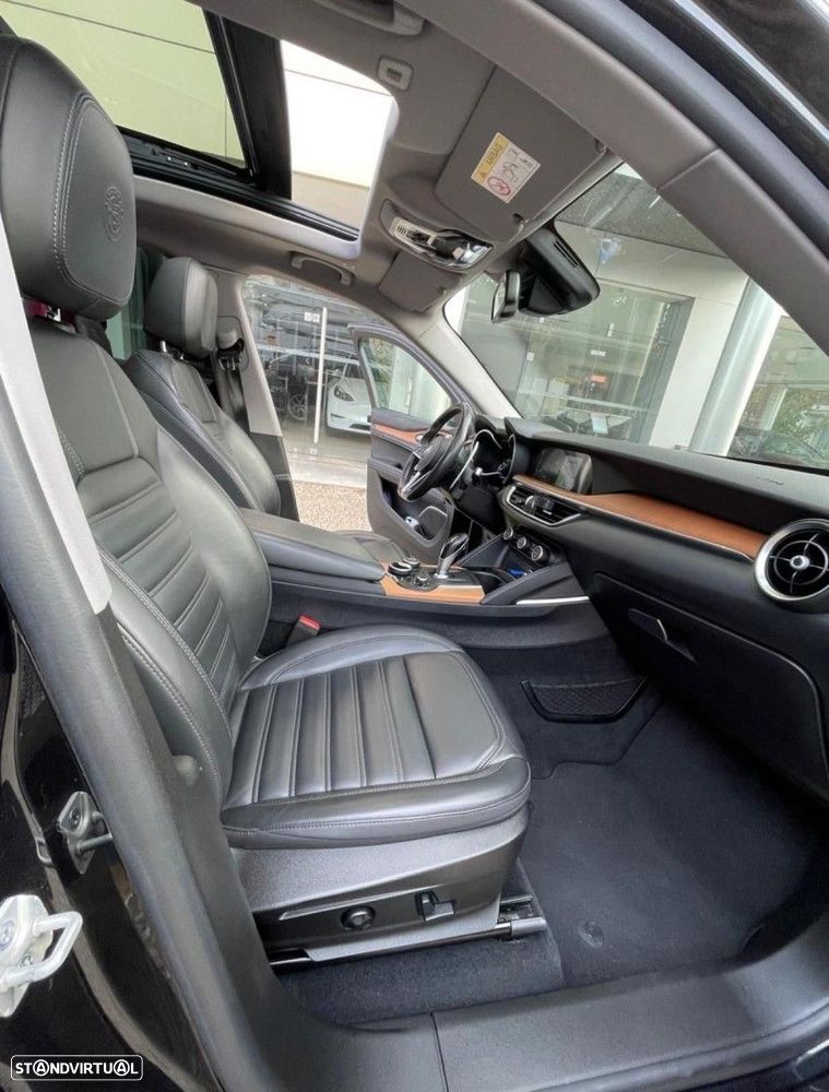 Alfa Romeo Stelvio 2.0 Turbo 16V AT8-Q4 First Edition - 13