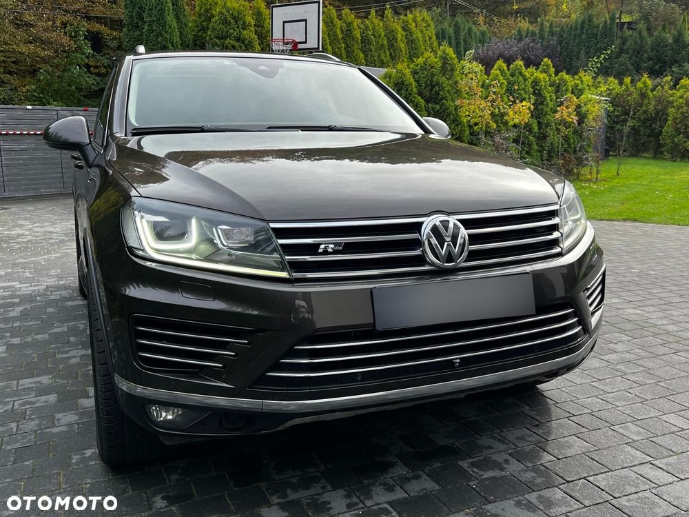 Volkswagen Touareg 3.0 V6 TDI BMT R-Style - 3