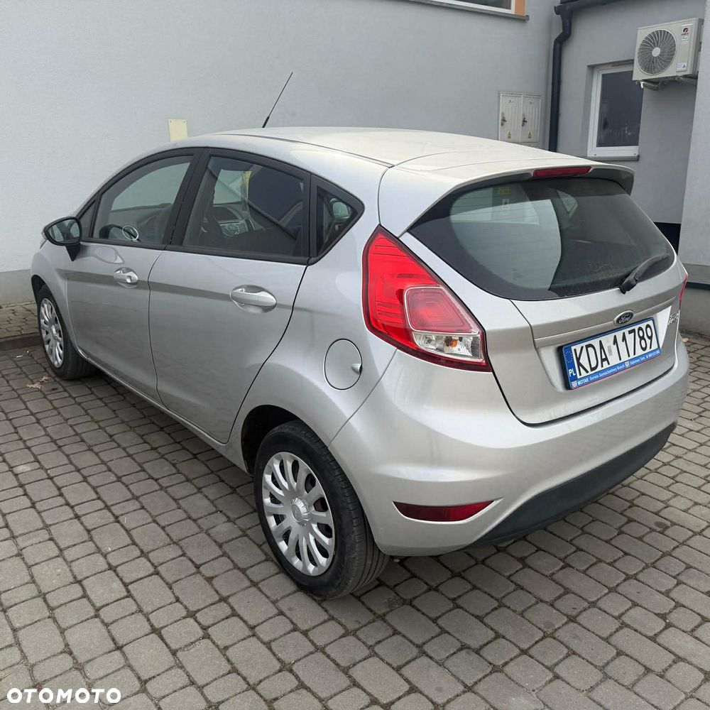 Ford Fiesta - 5