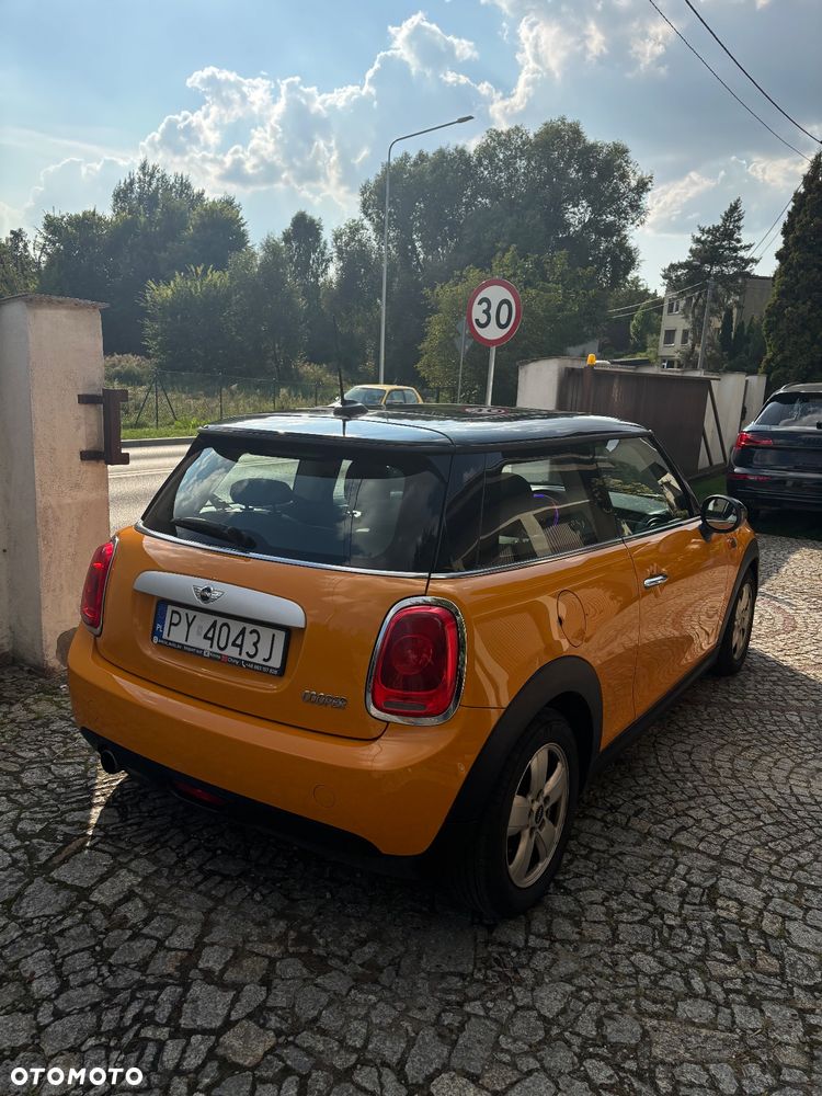 MINI Cooper Standard - 4