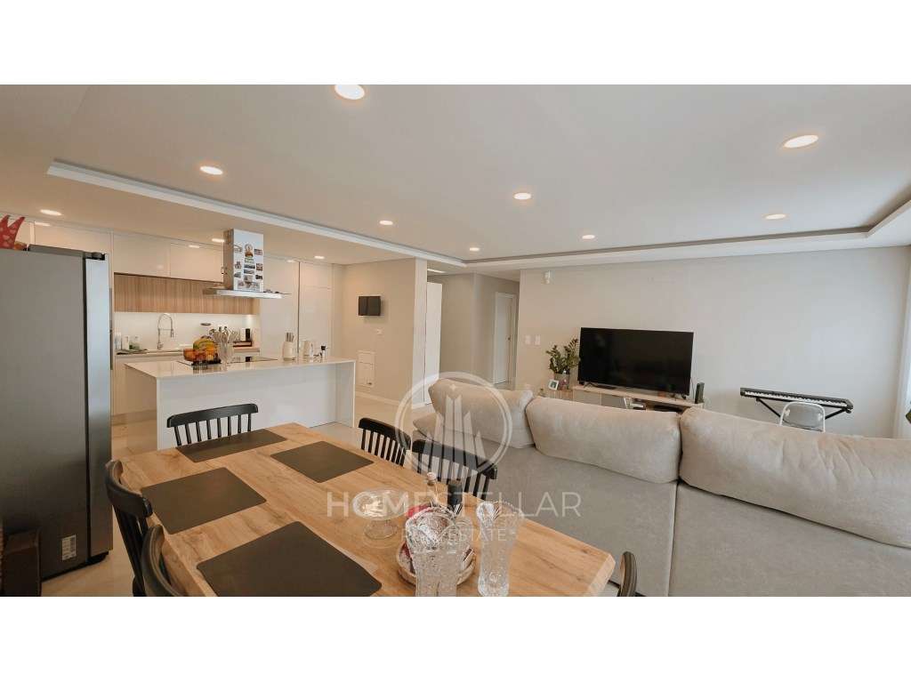 Apartamento T3 com arrecadação Pinhal Novo - Grande imagem: 2/35