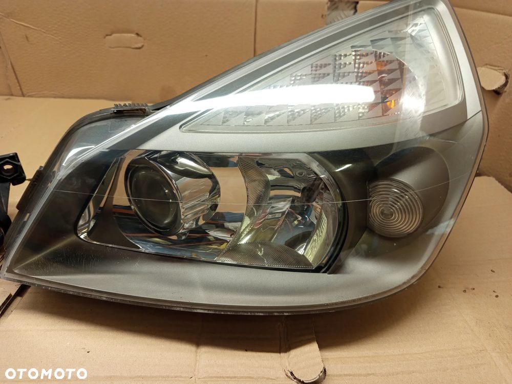 RENAULT ESPACE 4 IV 2.0B 02-06 LAMPA XENON LEWY PRAWY PRZÓD - 2