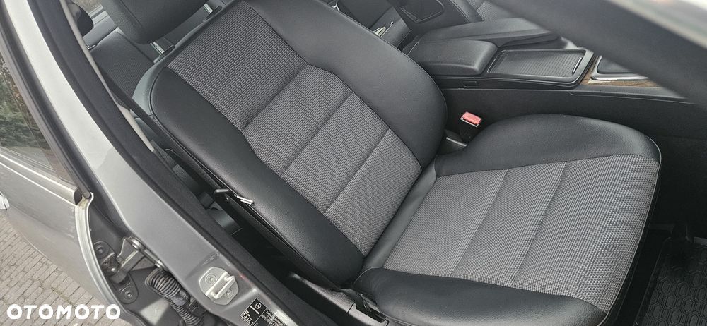 Mercedes-Benz Klasa C - 28