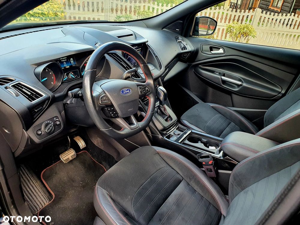 Ford Kuga - 9
