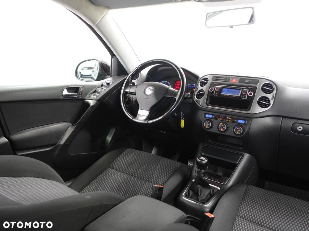 Volkswagen Tiguan 1.4 TSI BlueMotion Technology Trend & Fun - 28