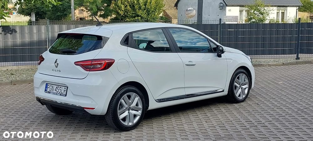Renault Clio - 26