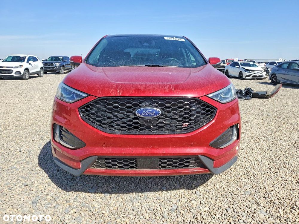 Ford Edge - 9