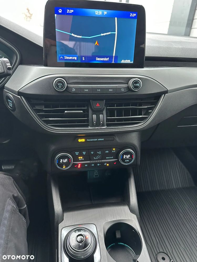 Ford Focus - 10