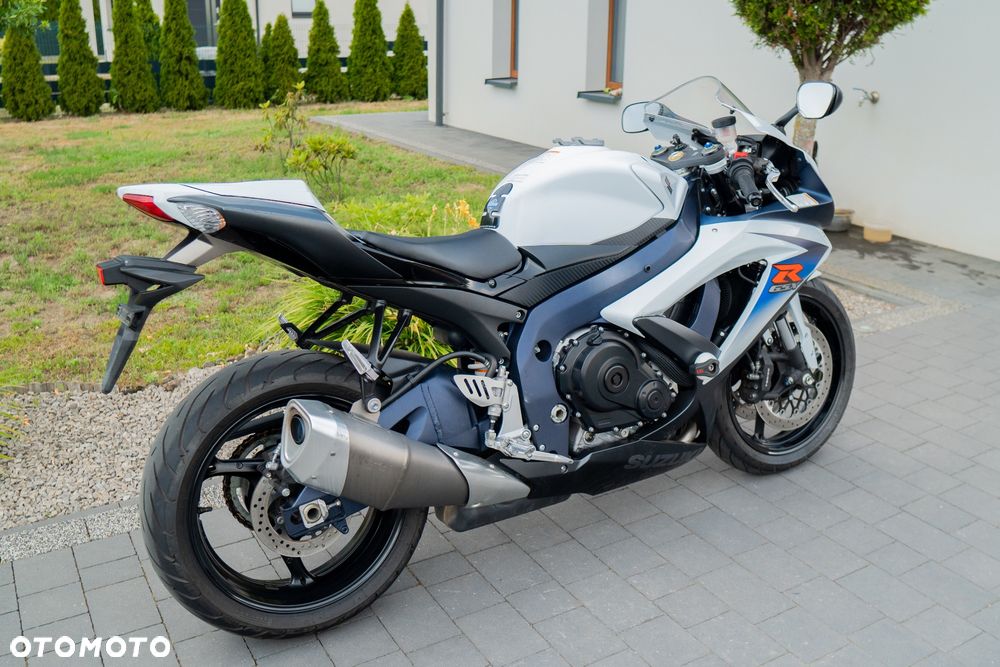 Suzuki GSX-R - 4