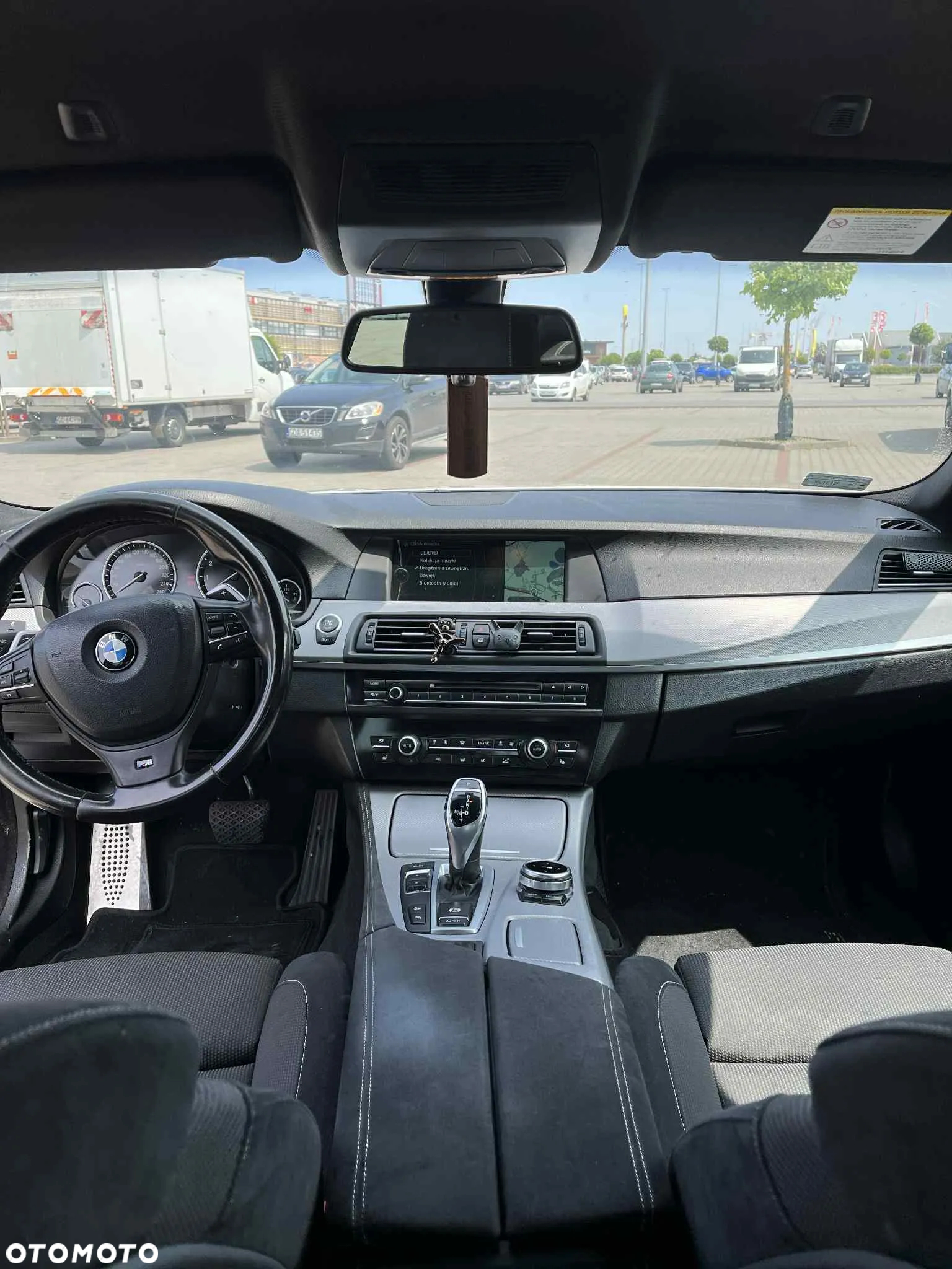 BMW Seria 5 528i xDrive - 10