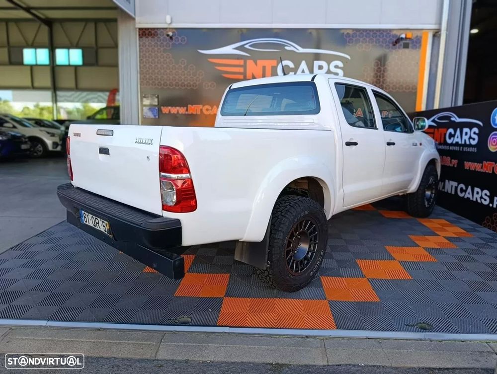 Toyota Hilux 2.5 D-4D 4WD CD CM AC+PM - 3