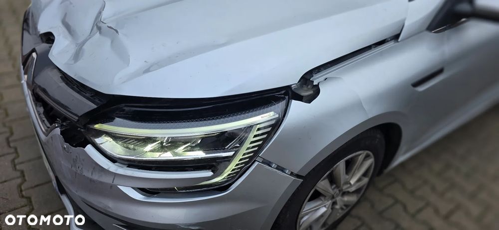 Renault Megane 1.5 Blue dCi Business - 11