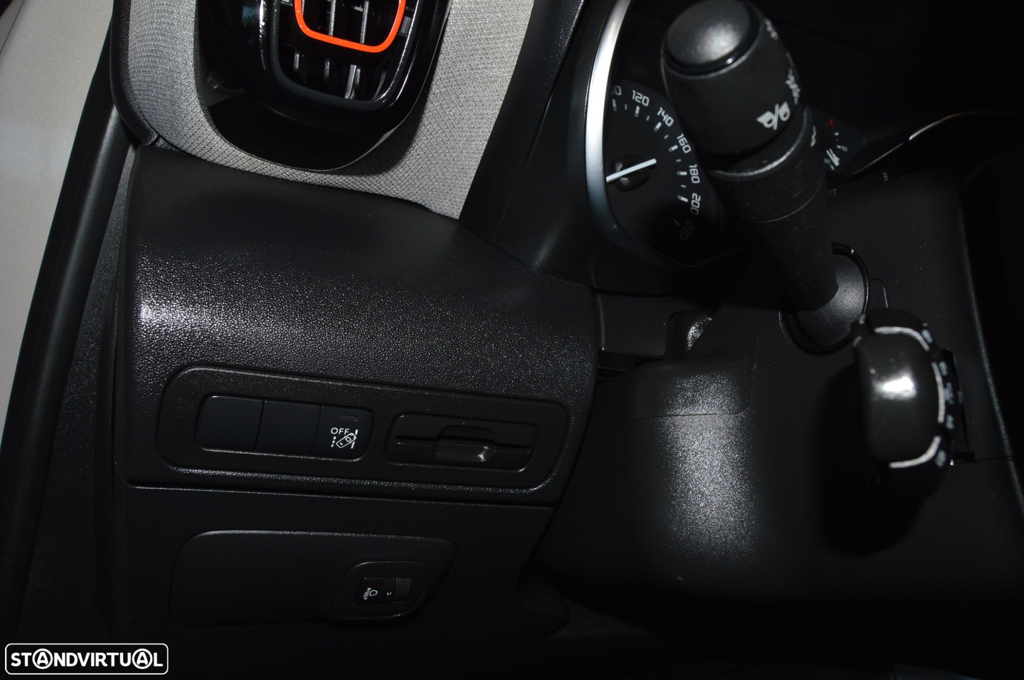 Citroën C3 Aircross 1.2 PureTech Shine - 31