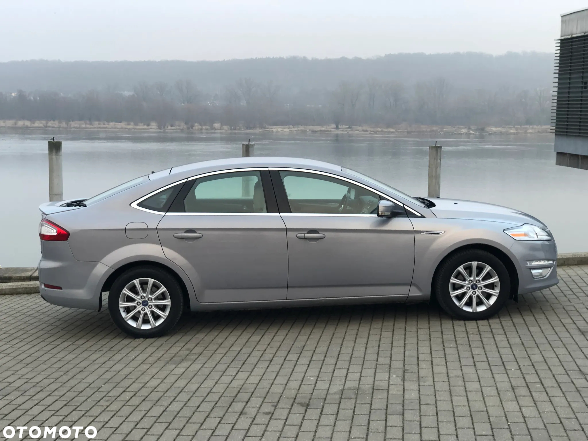 Ford Mondeo - 18
