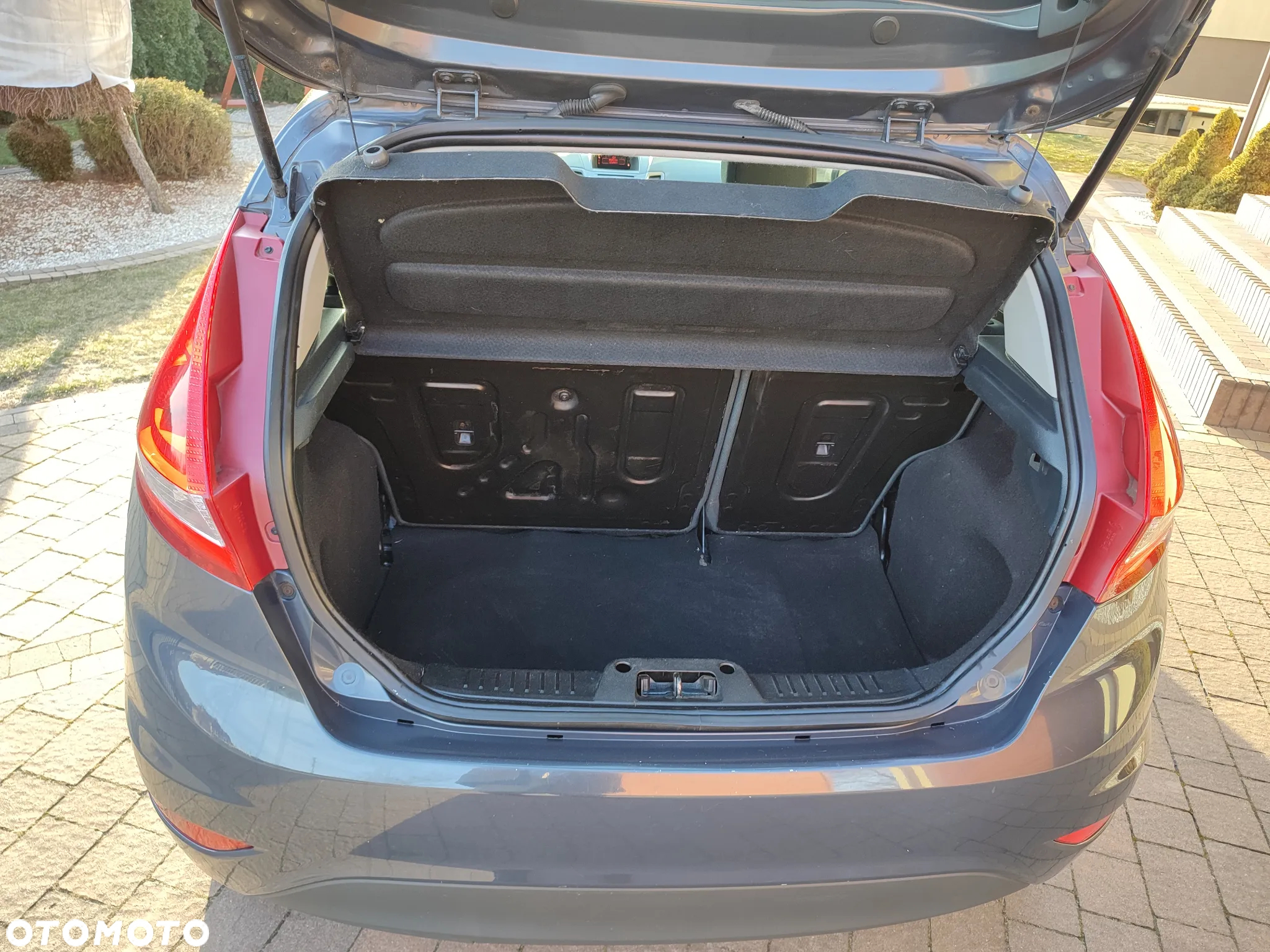 Ford Fiesta 1.25 Ambiente - 13