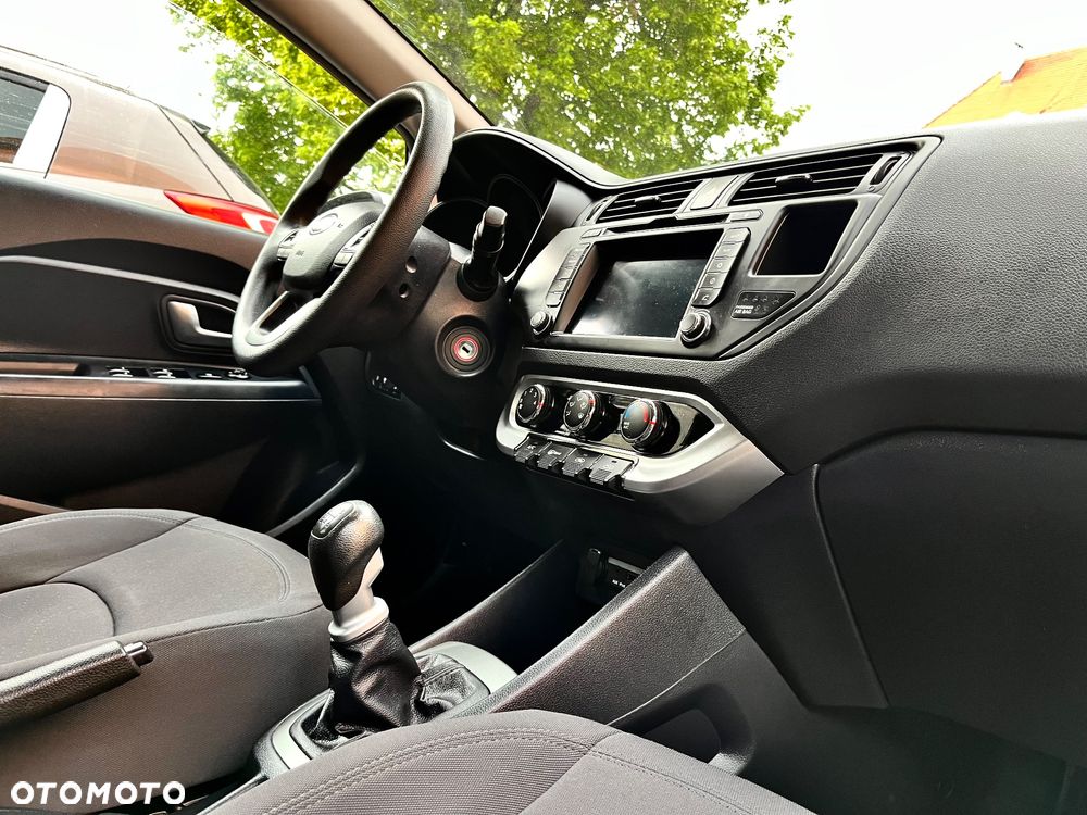 Kia Rio 1.4 Dream-Team Edition - 14