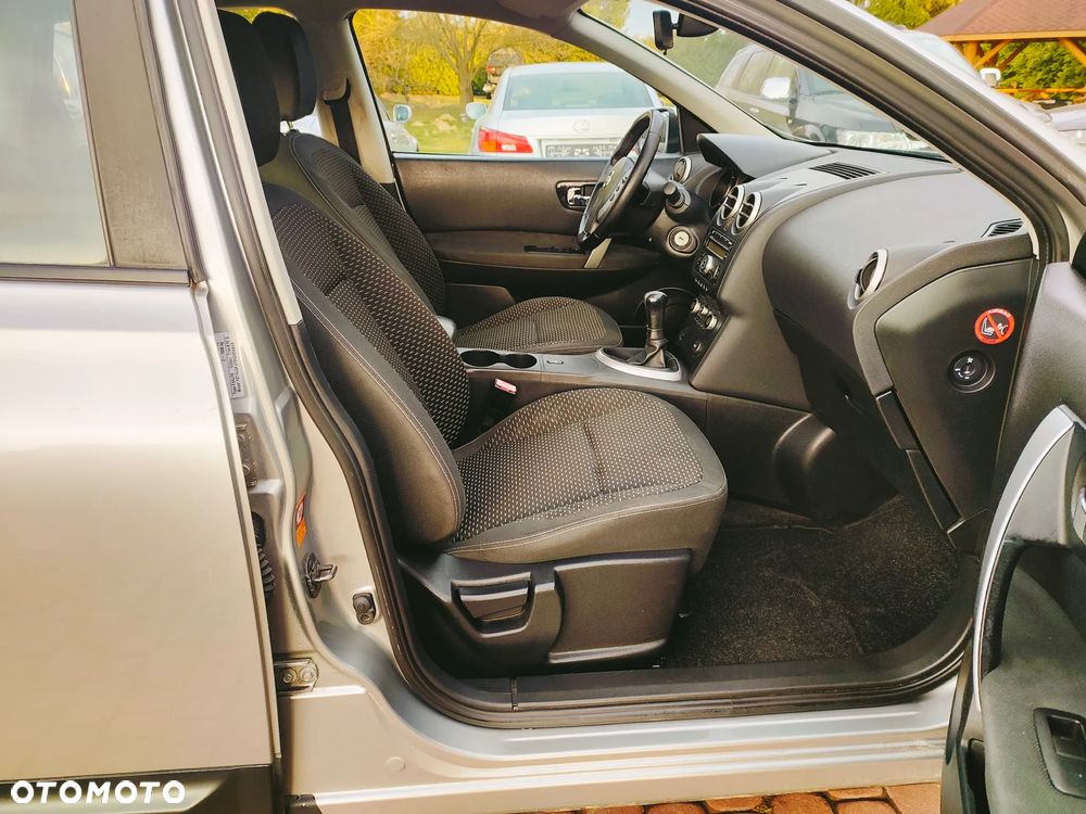 Nissan Qashqai 1.6 acenta - 19