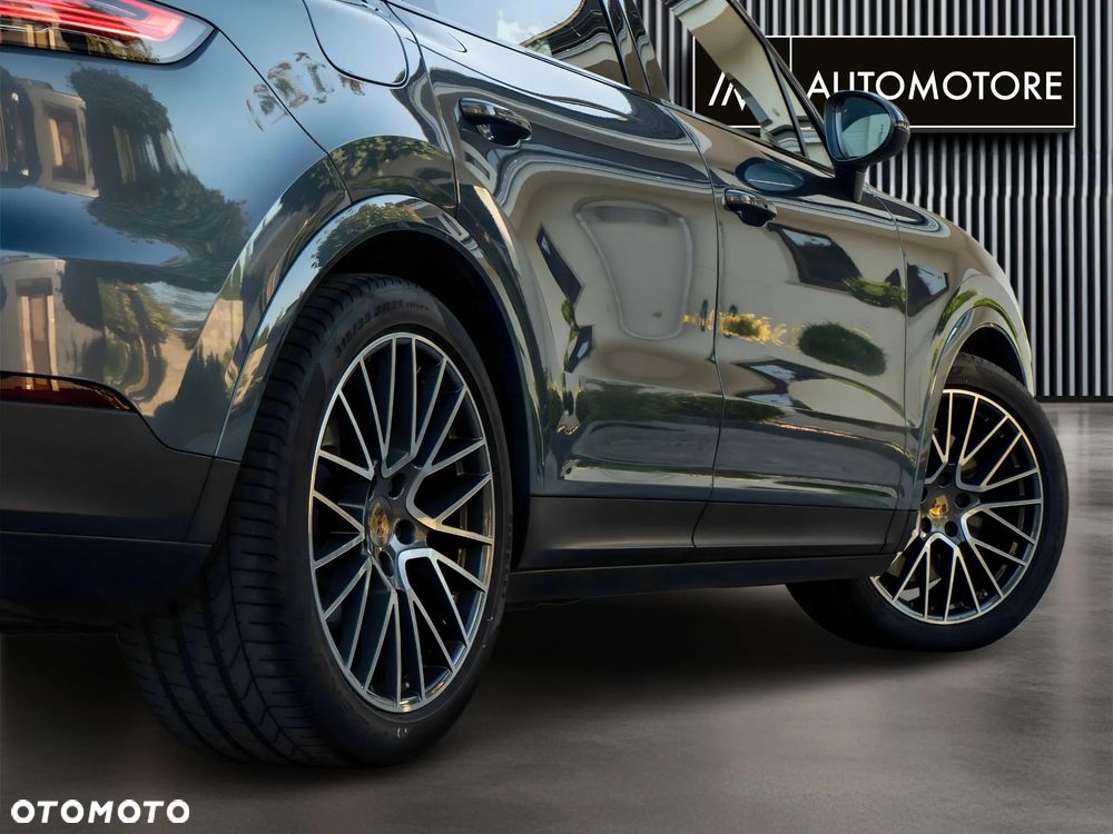 Porsche Cayenne S - 12