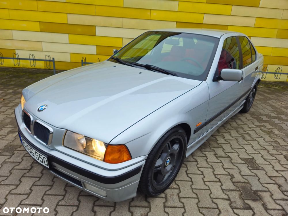 BMW Seria 3 - 32