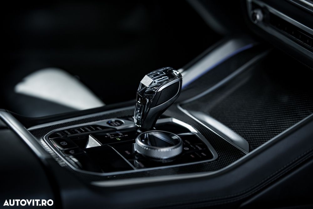 BMW X6 M M50d - 10