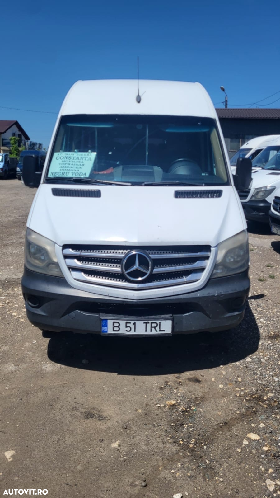 Mercedes-Benz Sprinter - 13