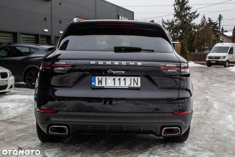 Porsche Cayenne Standard - 12