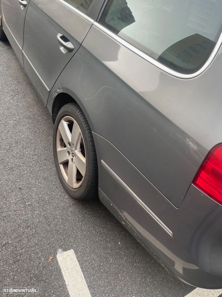 VW Passat 2.0 TDI Sportline - 4