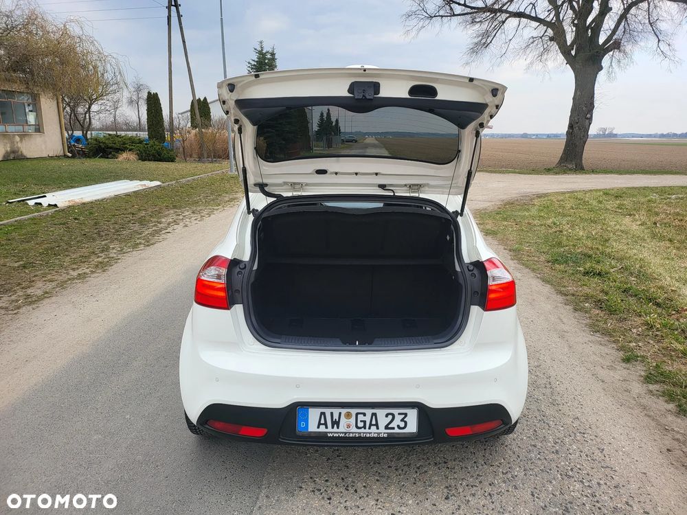 Kia Rio 1.4 CRDI Platinum Edition - 9