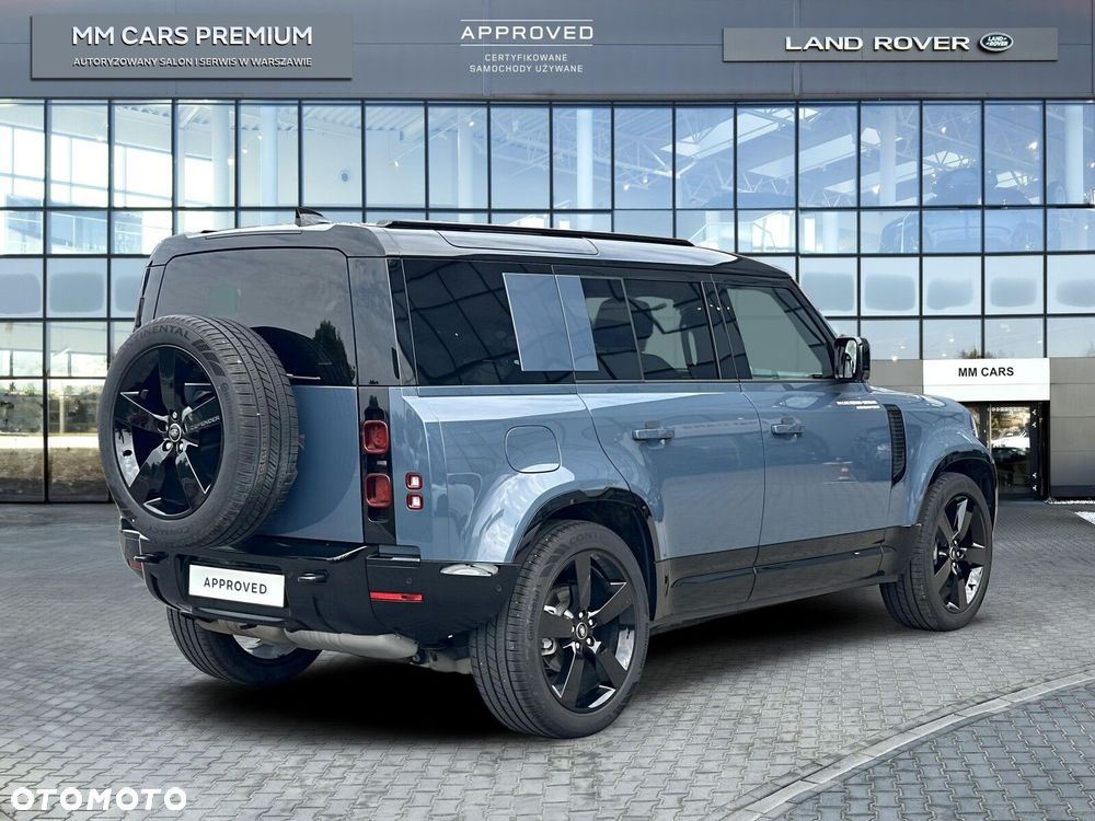 Land Rover Defender - 7