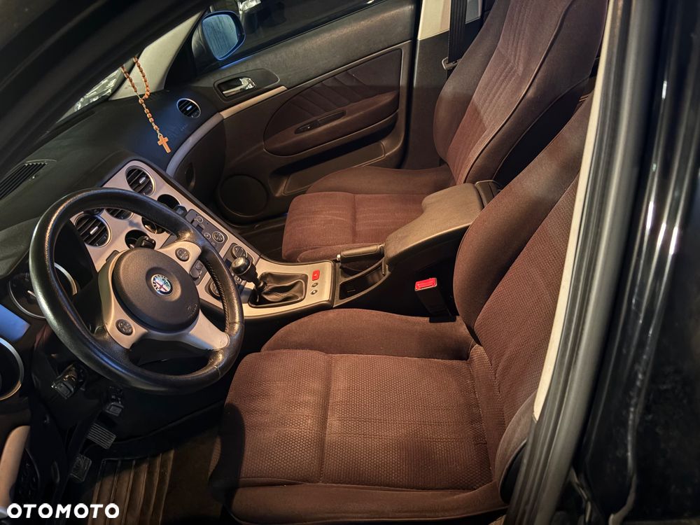 Alfa Romeo 159 - 6