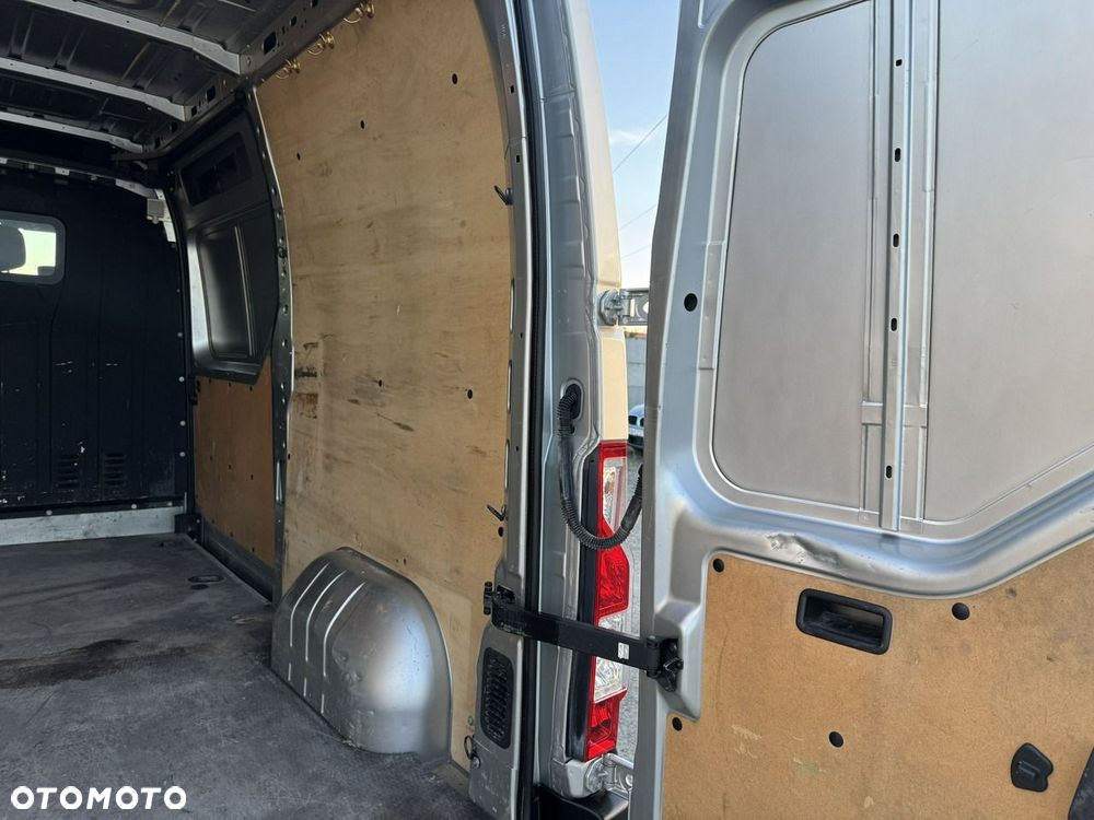 Opel Movano - 18