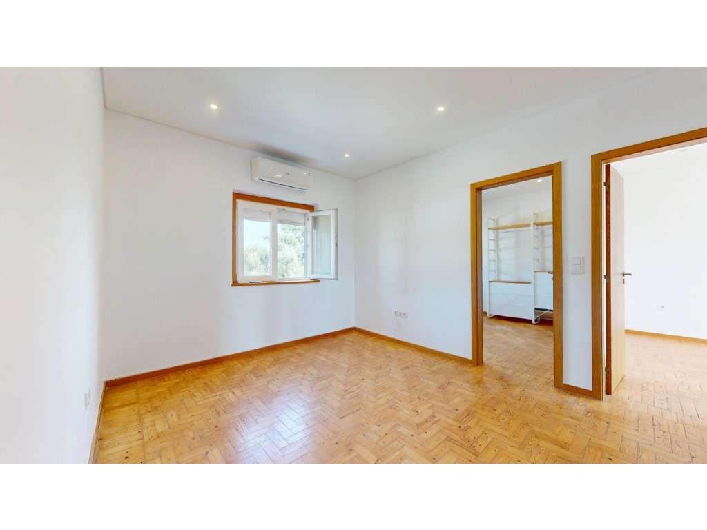 Apartamento T3 em Alcântara - Grande imagem: 2/19