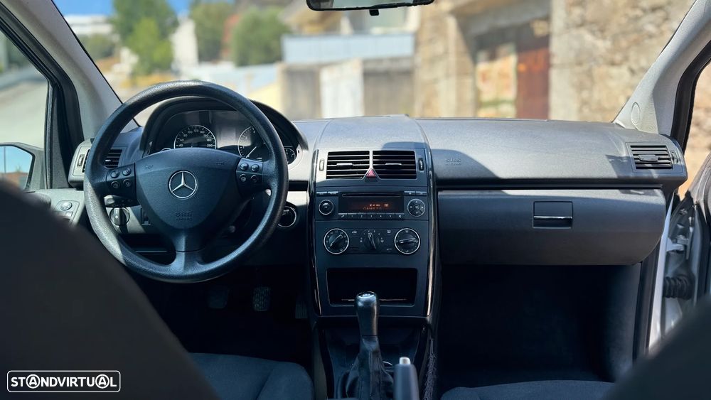 Mercedes-Benz A 150 Classic - 23