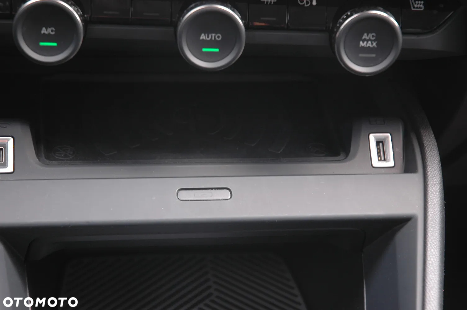 Citroën C4X 1.2 PureTech Max S&S EAT8 - 13