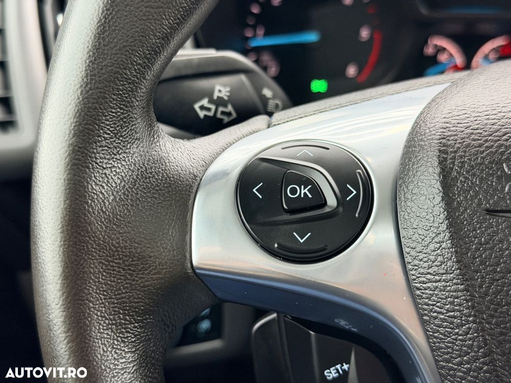 Ford Tourneo Connect 1.5 TDCi Start-Stop Trend - 25