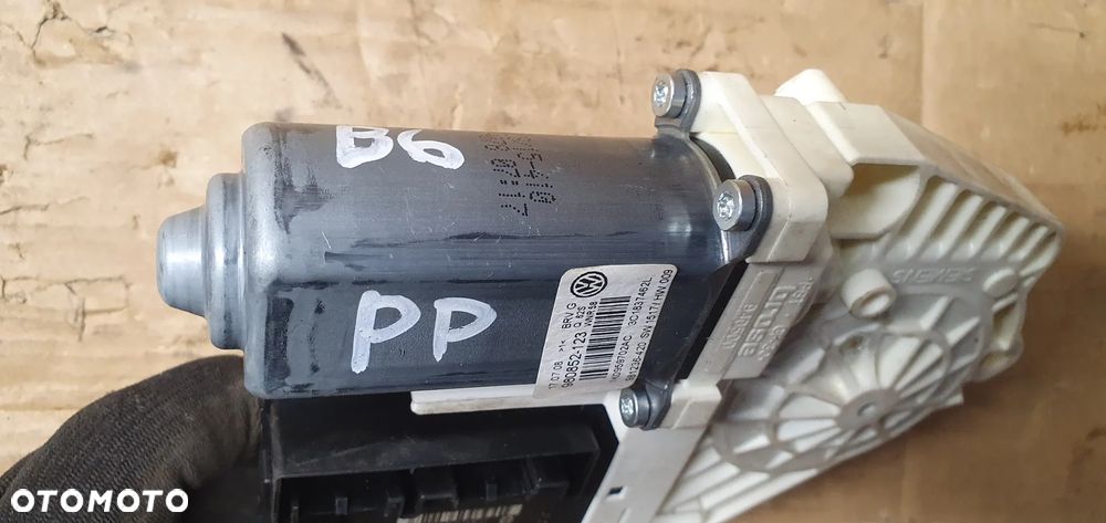 Silniczek szyby prawy przód przedni VW Passat B6 1K0959792N 1K0959702AC 3C1837462L - 7